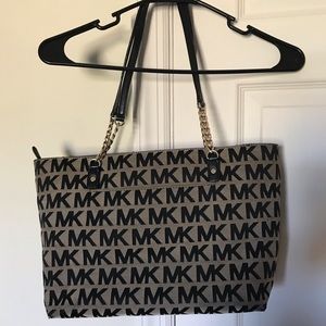 Michael Kors authentic tan/black purse